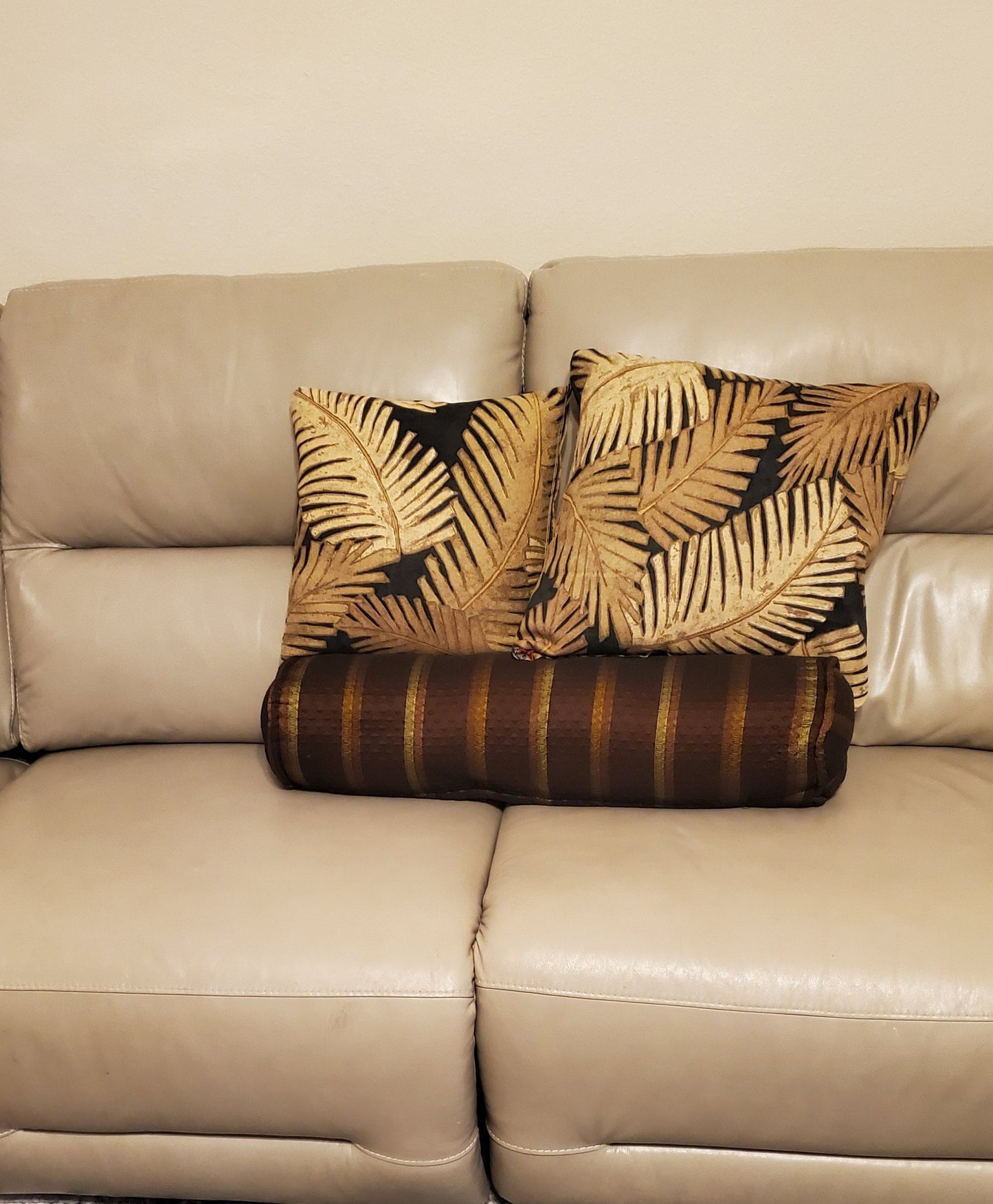 Custom Bolster with Zippered Pillows